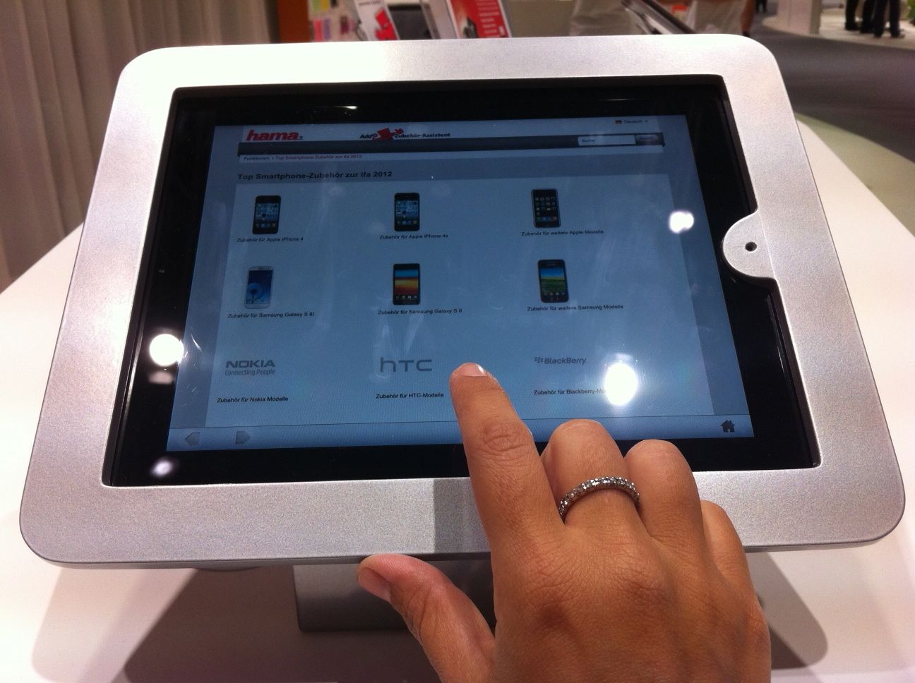 ipad case study The best cheap ipad cases one feature never addressed in reviews of any ipad case is one that allows the ipad to lean in the opposite direction. ipad case study The best cheap ipad cases one feature never addressed in reviews of any ipad case is one that allows the ipad to lean in the opposite direction.