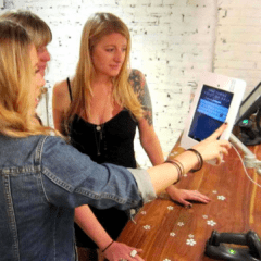 Urban Outfitters drops cash registers for Apple’s iPad in 400 stores