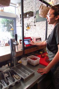 Maclocks Serves Up Retailers and Restaurants their new iPad POS Stand 3