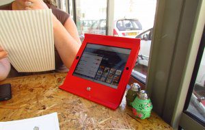 Maclocks Serves Up Retailers and Restaurants their new iPad POS Stand