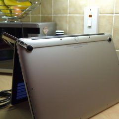 CULT OF MAC: "MACLOCKS WEDGE LOCK BRACKET: A RETINA MACBOOK PRO LOCK APPLE WOULD BE PROUD OF"