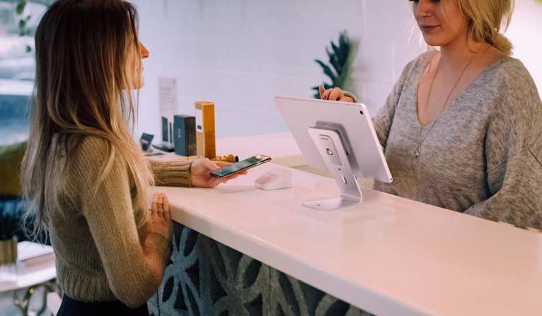 Upgrading Clienteling: How Tablets Transform the Fashion and Retail Industry 8